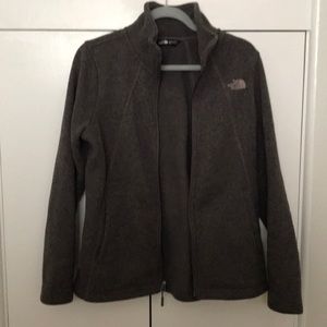 The north face sweater purple and grey M medium